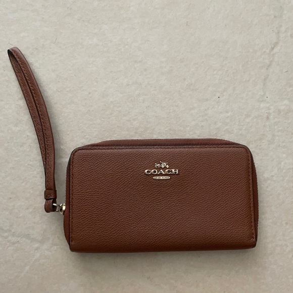 Coach brown leather wristlet - Picture 1 of 2